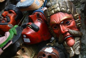 mask-criticism-red-2
